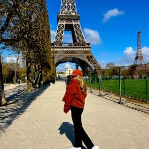 Meet your Posher, Serena